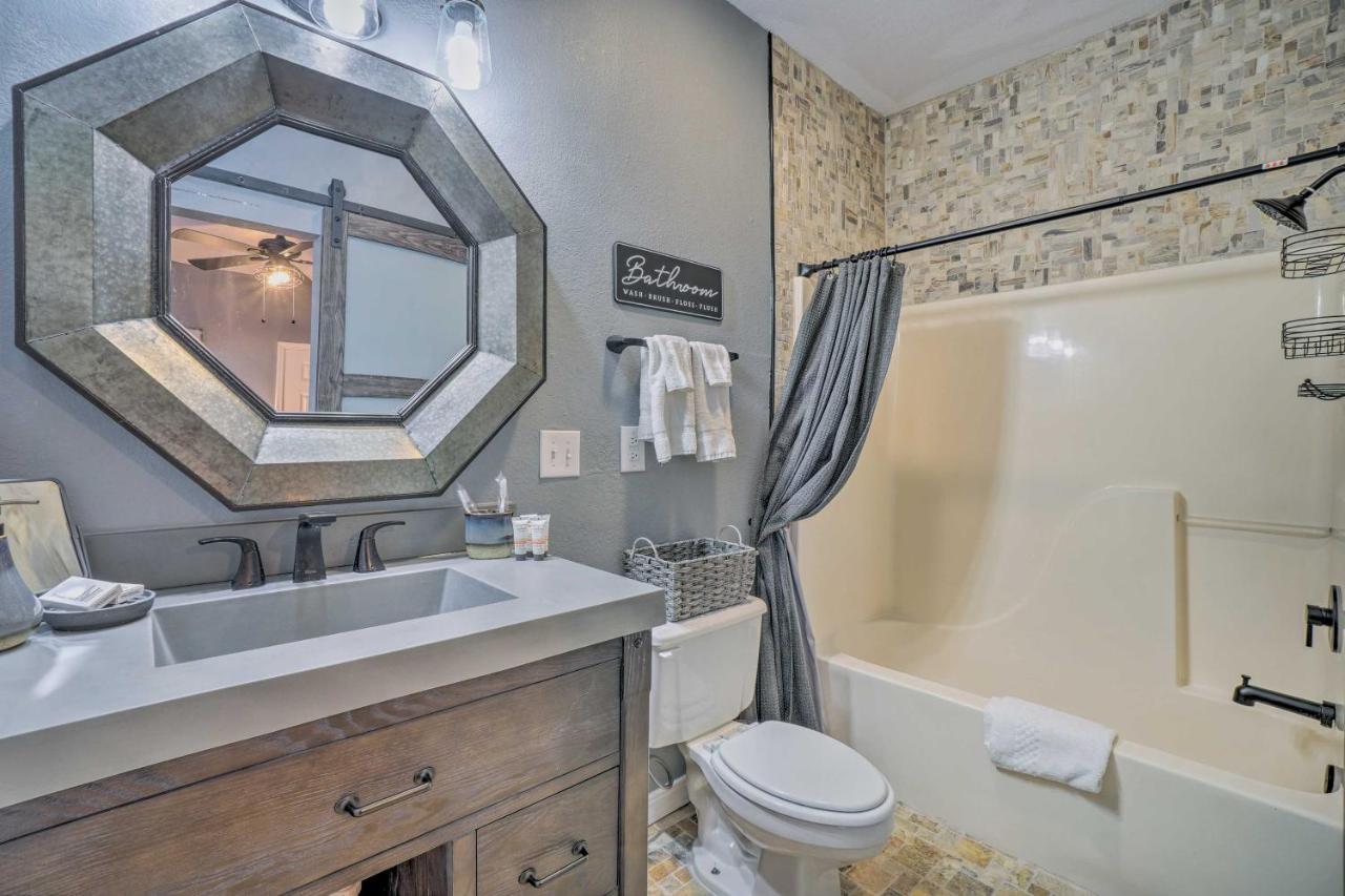 Branson Resort-Style Retreat 4 Mi To Strip Luaran gambar